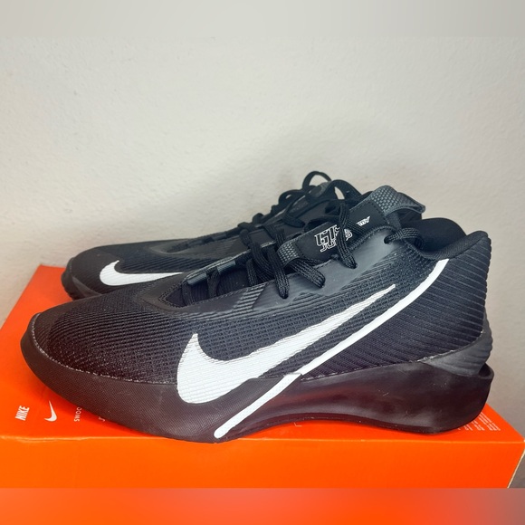Nike Men\'s Black and White Athletic Shoes size 8 main image 7